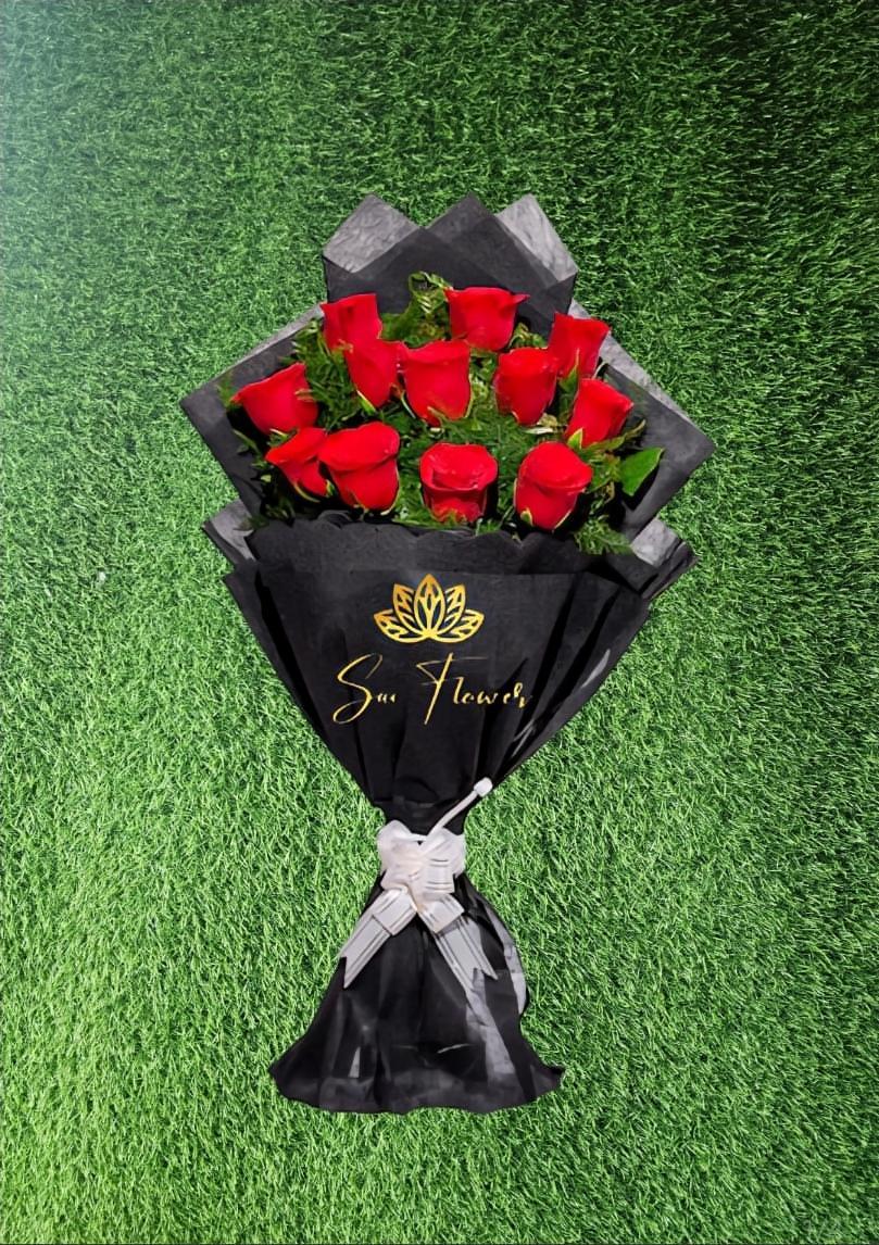 Midnight Passion Bouquet - Sai Flower