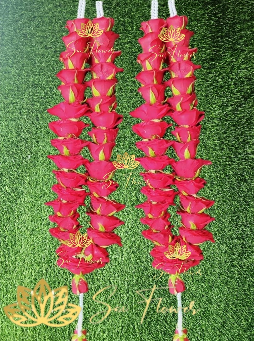 “Simple single-line red rose garland for wedding and pooja by SaiFlower”