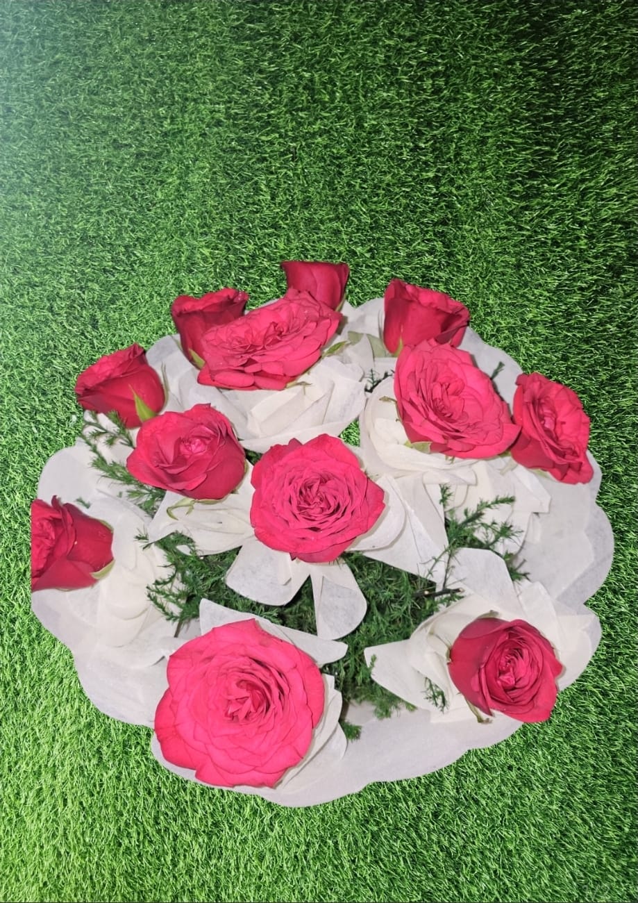 Red Rose Classic Scarlet Romance 🌹❤️ - Sai Flower