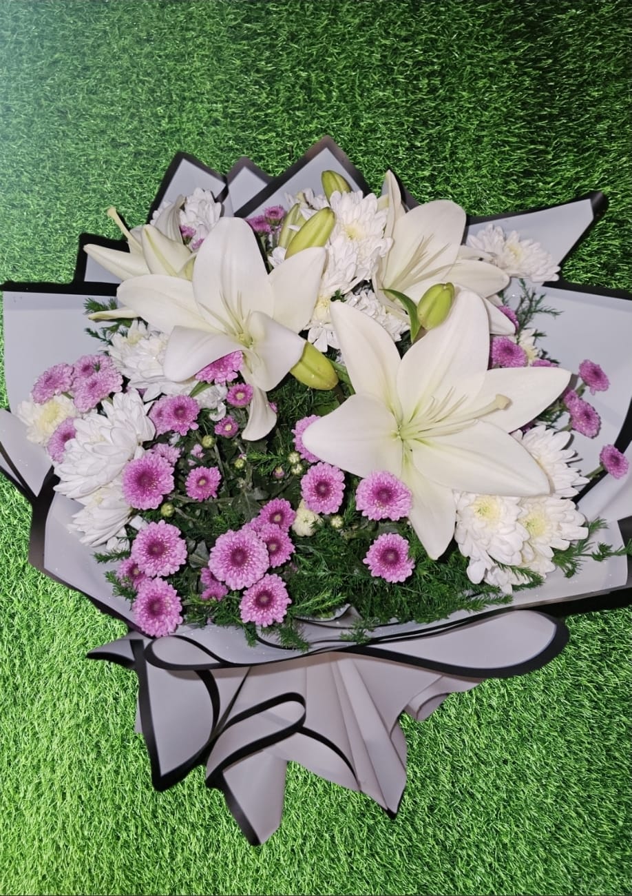 Lavender Lily Elegance - Sai Flower