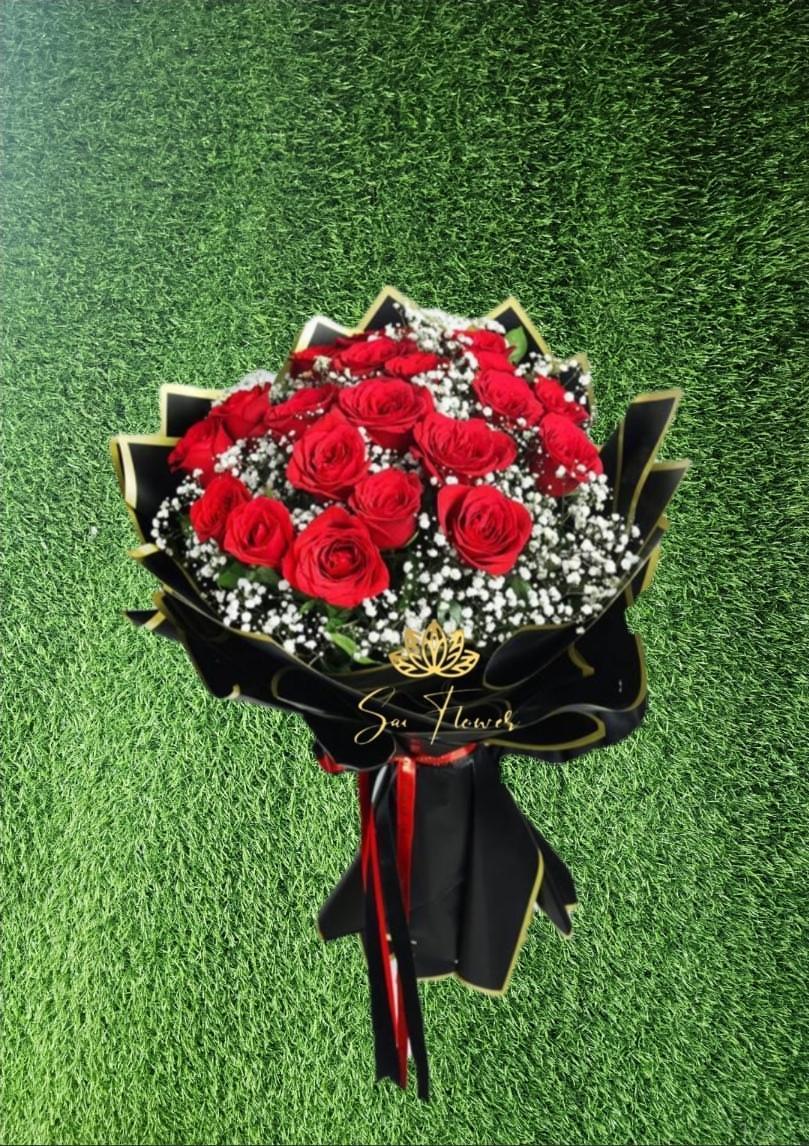 Midnight Spark Bouquet - Sai Flower