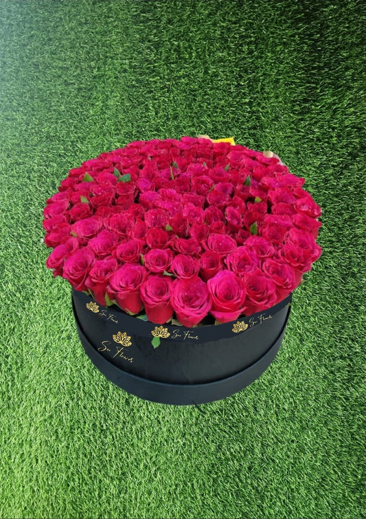 Luxurious 100 Red Roses in Premium Round Box - Sai Flower