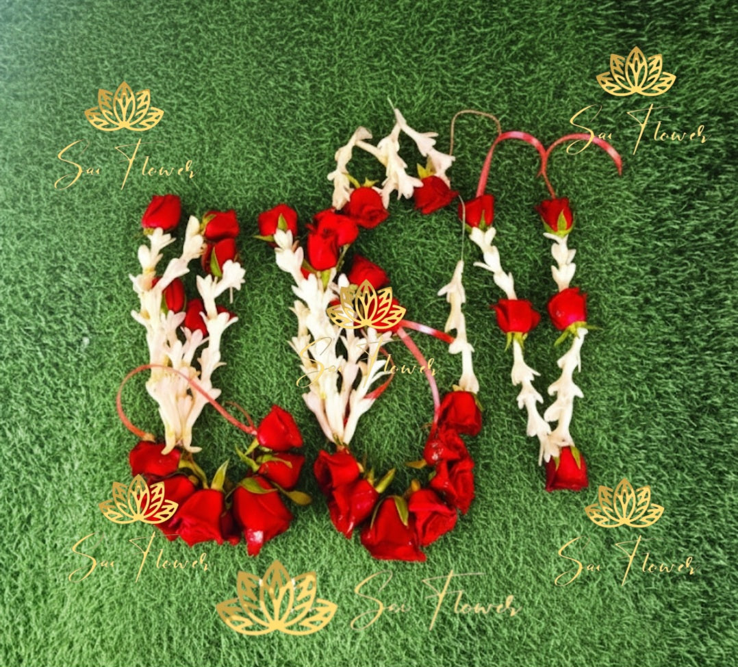 “Red Rose and Tuberose Bridal Floral Jewellery Set by Sai Flower – Handcrafted fresh flower jewellery for Haldi, Mehndi, and wedding ceremonies.”