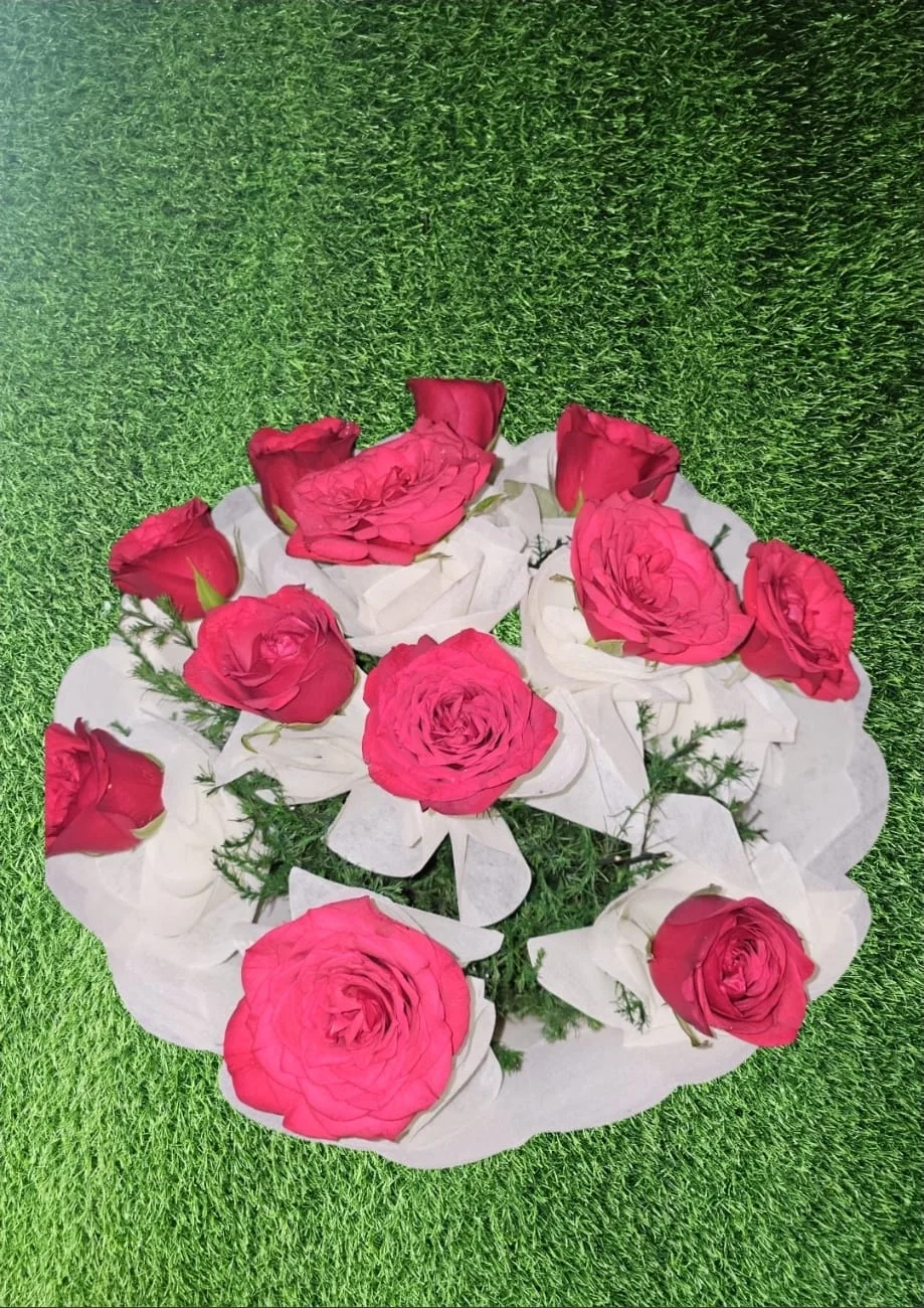 Elegant Pink Carnation Bouquet – Premium Soft White Wrapped Fresh Flower Arrangement gallery