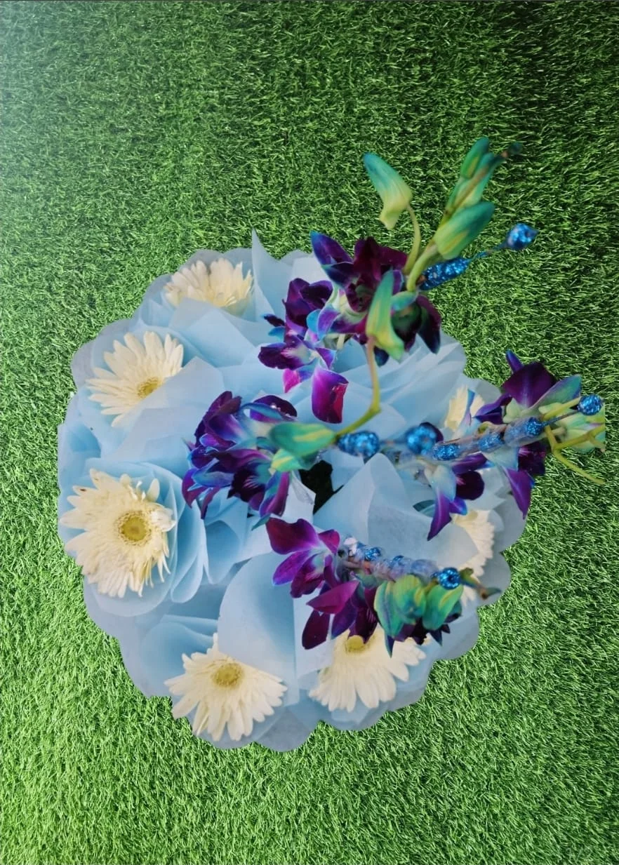 Luxury Purple Orchid & White Gerbera Bouquet – Premium Exotic Flower Arrangement gallery