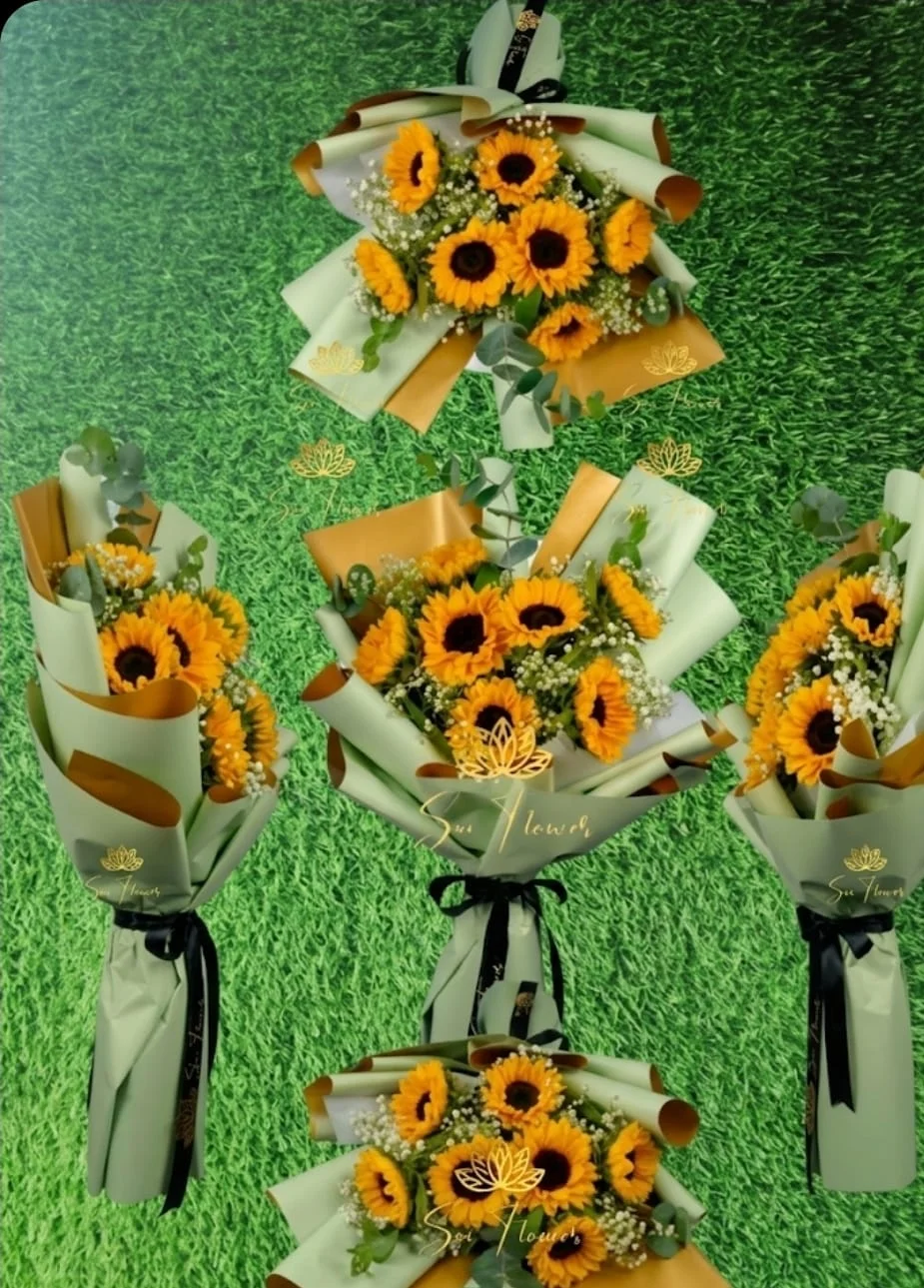 Sage Sunflower Bloom Luxe Bouquet gallery