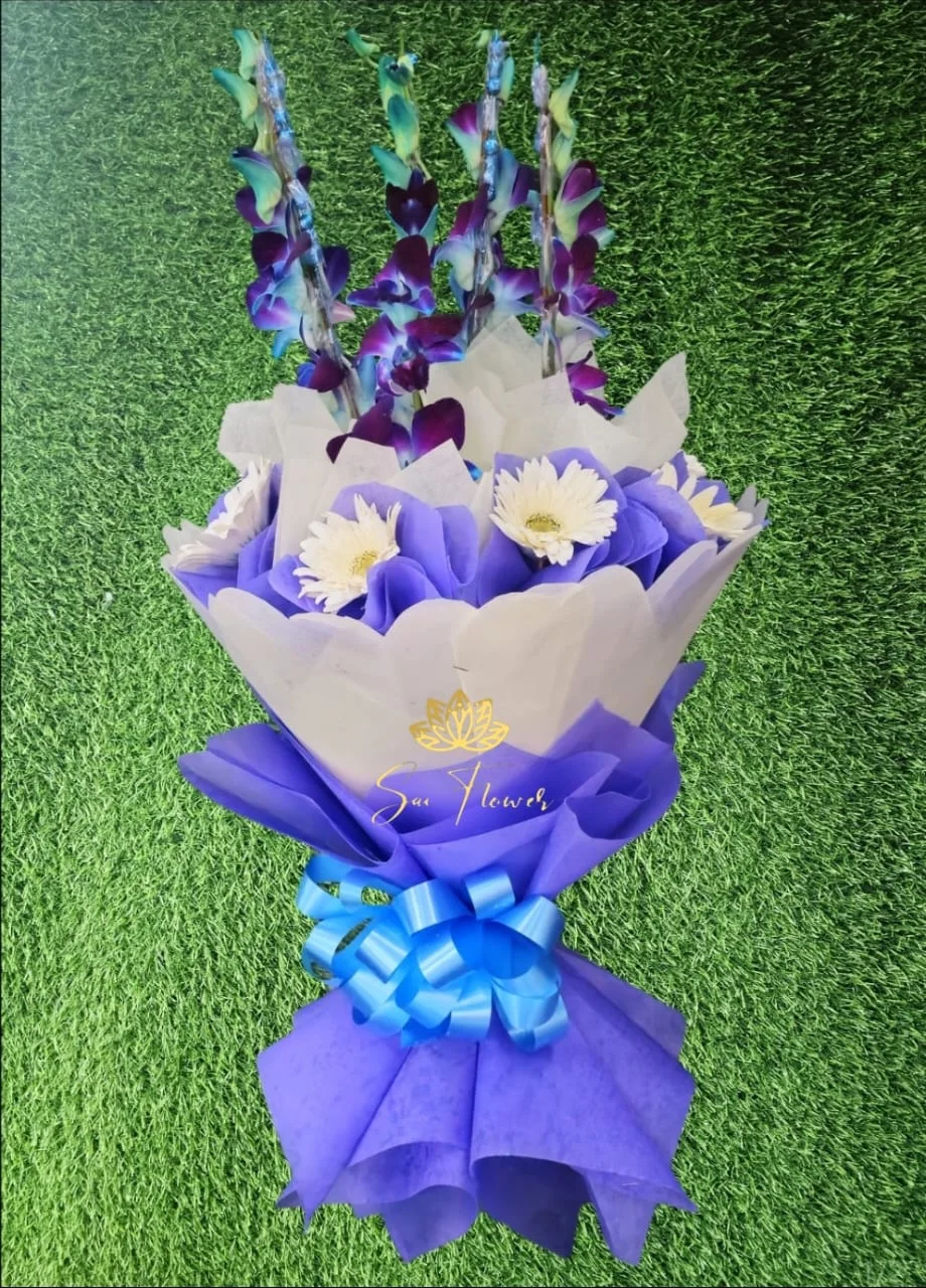 Luxury Purple Orchid & White Gerbera Bouquet – Premium Exotic Flower Arrangement
