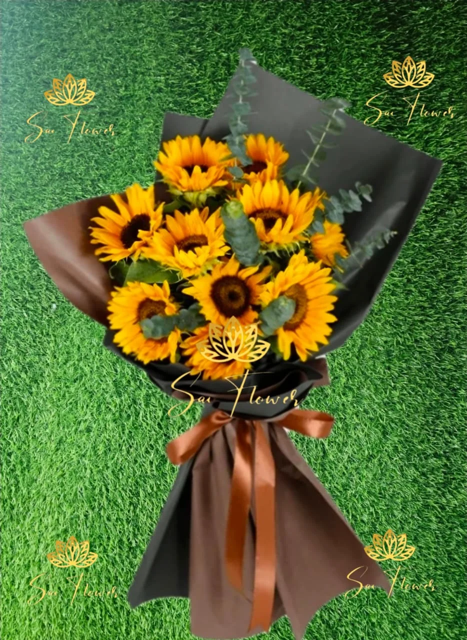 Sunshine Sunflower Luxe Bouquet