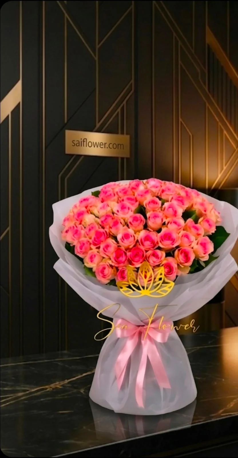 The Golden Pink Reign Deluxe Rose Bouquet – Premium Fresh Flowers from SaiFlower Delhi Florist