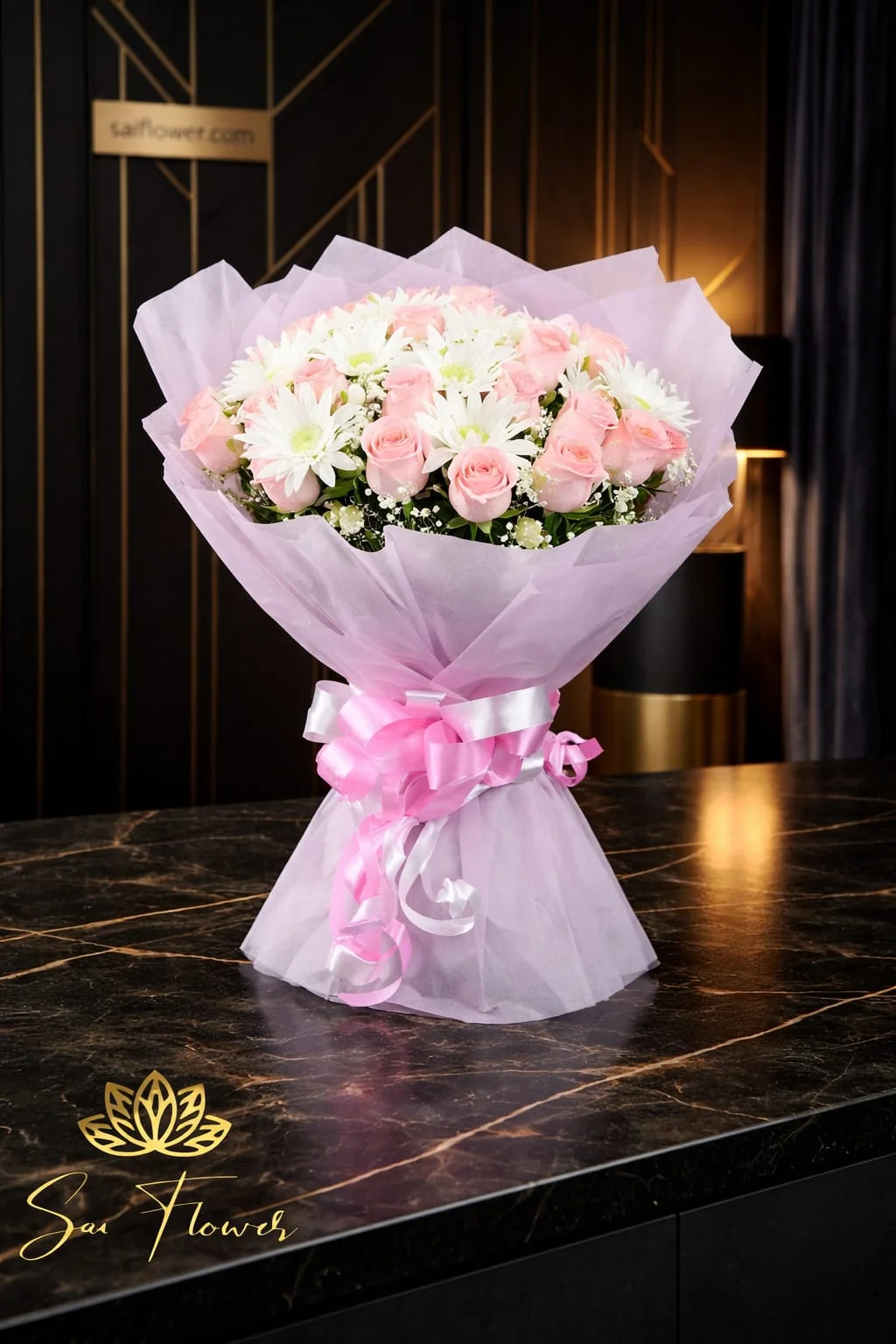Elegant Affection' Pink Rose & White Daisy Flower Bouquet - Exquisite Flower Gifting in Delhi